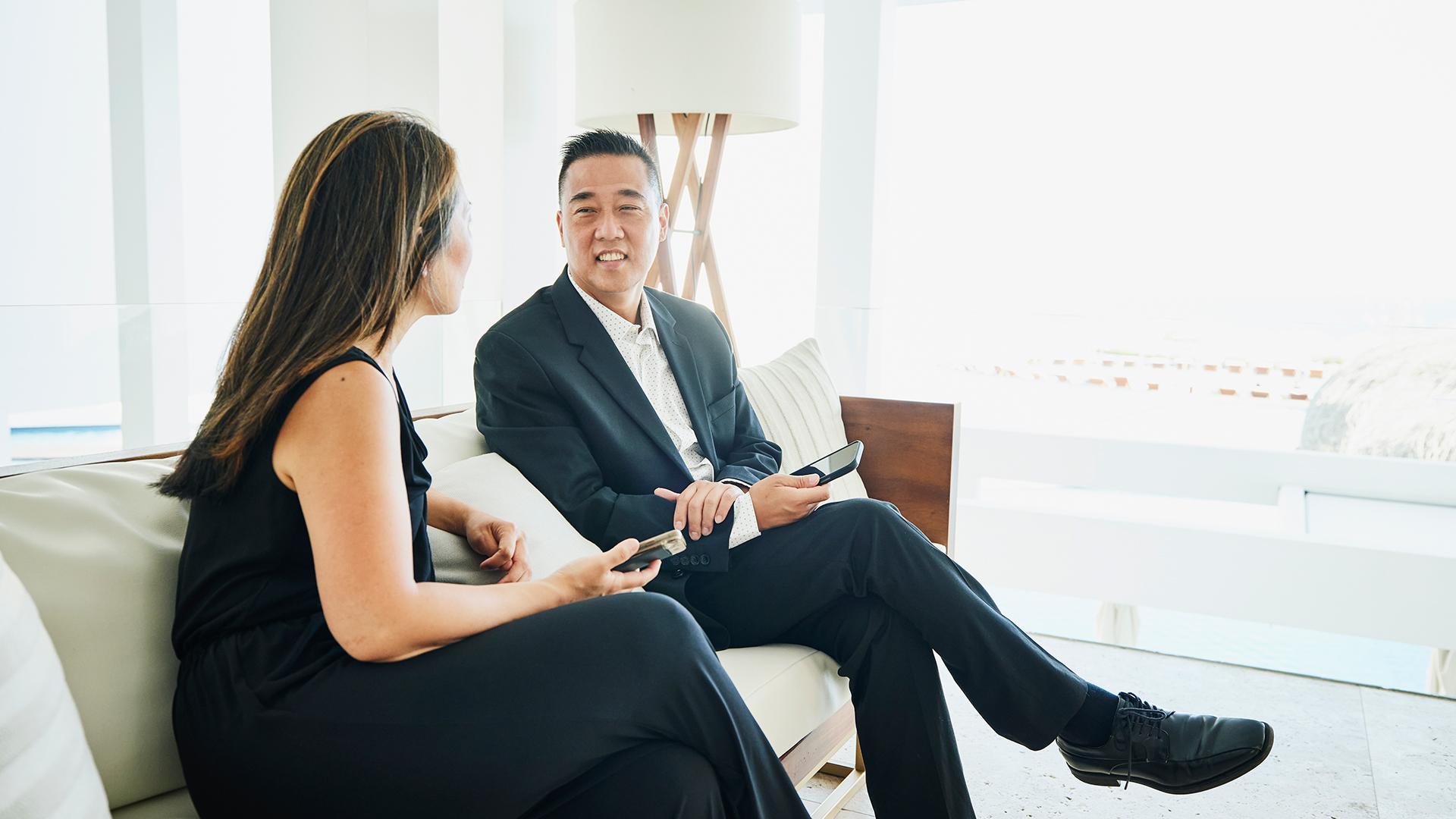 Financial advisor meeting with his client