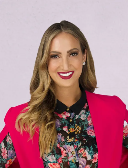 Lindsey Lewis headshot