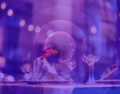 Set dinner table in a restaurant